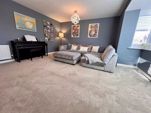Living Room- click for photo gallery